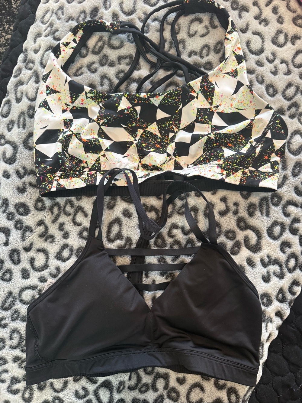 Victoria's Secret Black and White Geometric Speckle Double Sports Bra Set